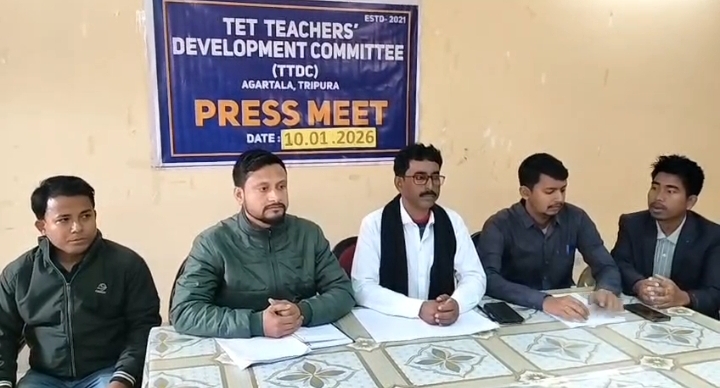 আদালতের রায় কার্যকর করতে দাবি টেট শিক্ষকদের